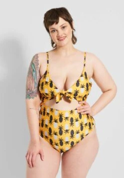 The Siena One-Piece Swimsuit -Mod Cloth Store 68425f8033466e10123f82ac0a05ad61