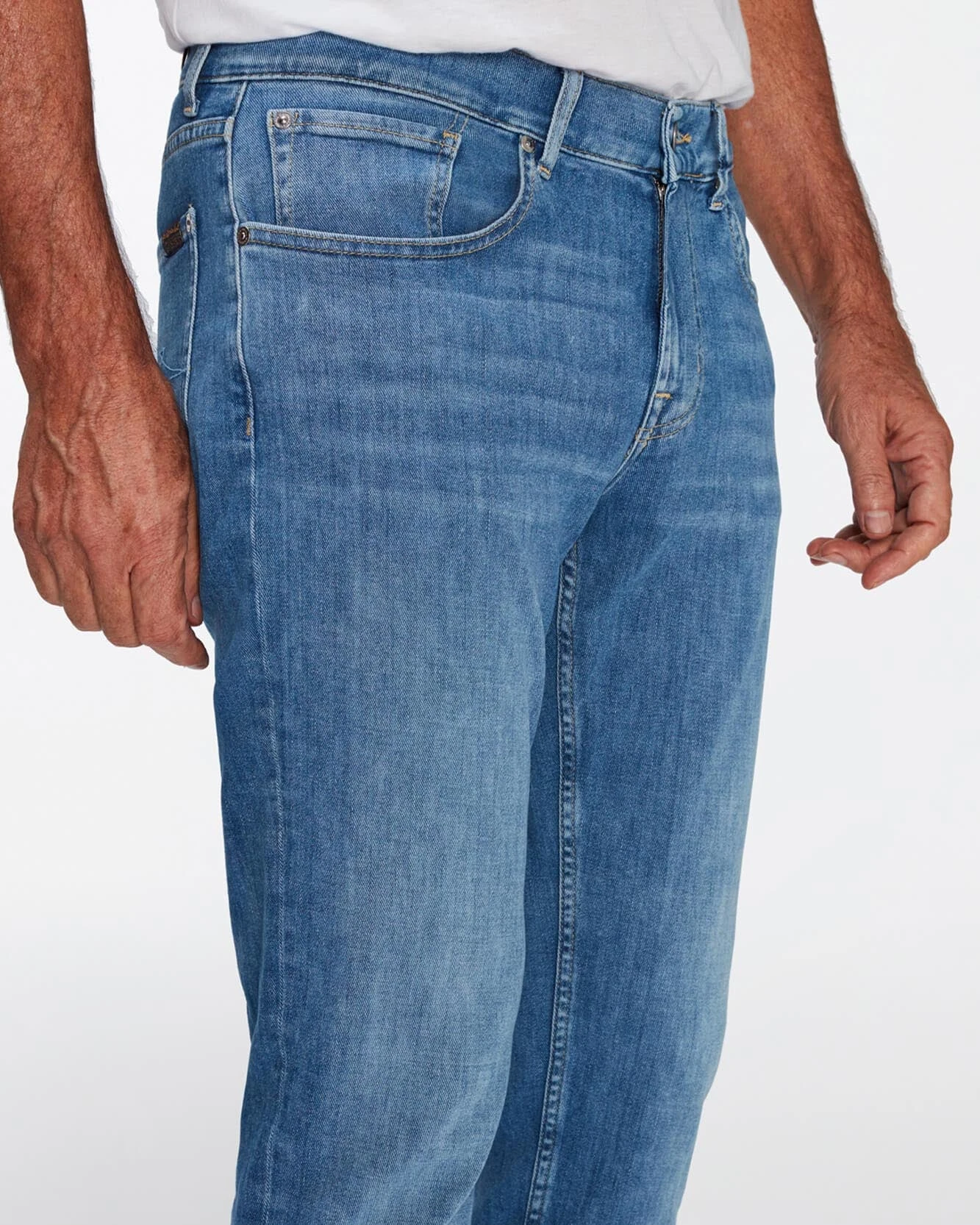 7 For All Mankind Left Hand Slimmy Tapered In Matira 5 7 For All Mankind Left Hand Slimmy Tapered In Matira - Image 3