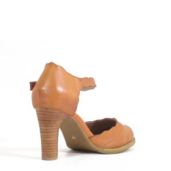 Darcey Retro Heels -Mod Cloth Store DARCEY TAN 3