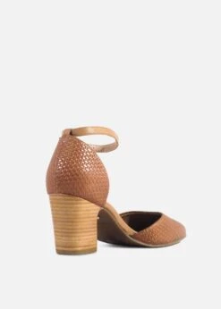 Miracle Woven Block Heeks 28 Miracle Woven Block Heeks -Mod Cloth Store MIRACLE LEA CCBL TAN 03 1 d5edf772 e3ac 4d9d a448 e1445cc8a3e7