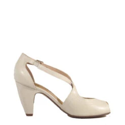 Natasha Retro Heels 19 Natasha Retro Heels -Mod Cloth Store NATASHA BONE 1 e5524502 de41 4f4d 99e0 7369b18375ec 1