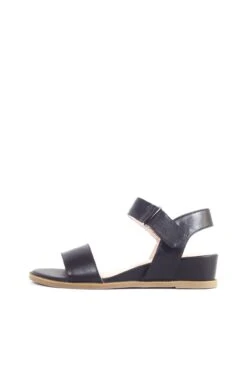 Ricardo Comfort Sandals -Mod Cloth Store RICARDO CHELSEACREW BLACK 02 57f16ba0 1812 470e 99b9 41f60b5bdff4