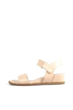Ricardo Comfort Sandals -Mod Cloth Store RICARDO CHELSEACREW TAN 02 29cb24b2 e49d 47ce aede 265eb1135c6c