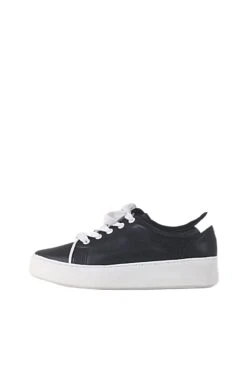 Uganda Tennis Sneakers -Mod Cloth Store Ugandablack2 webp ba69318d 0493 496a 9251 bd0b82b649ce