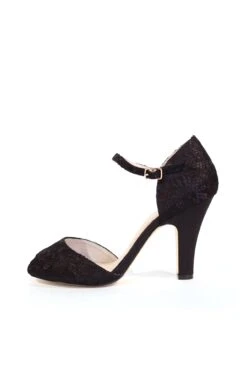 Lulu Lace Heels -Mod Cloth Store lulu lac sat chelsea crew bi 02 506bfcc3 2602 457f 926f e5ccce331007