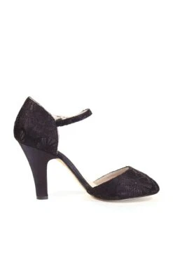 Lulu Lace Heels -Mod Cloth Store lulu lac sat chelsea crew bi 03 03c68219 1626 4636 bce6 6783b2021e3c