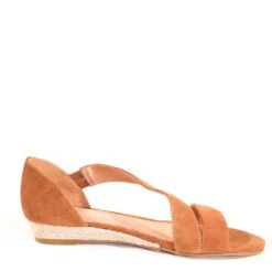 Sahara Suede Comfort Sandals 16 Sahara Suede Comfort Sandals -Mod Cloth Store sahara sue chelsea crew chelsea crew sahara sue 09.387 2e80b8c0 9106 468f 837e a94ff9b37525
